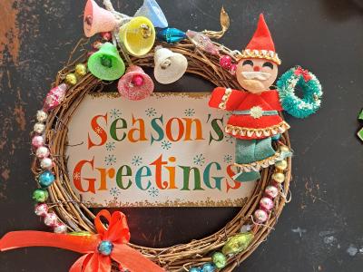 Kitschy Christmas Wreath Class November 20th (Thursday) 6-7pm